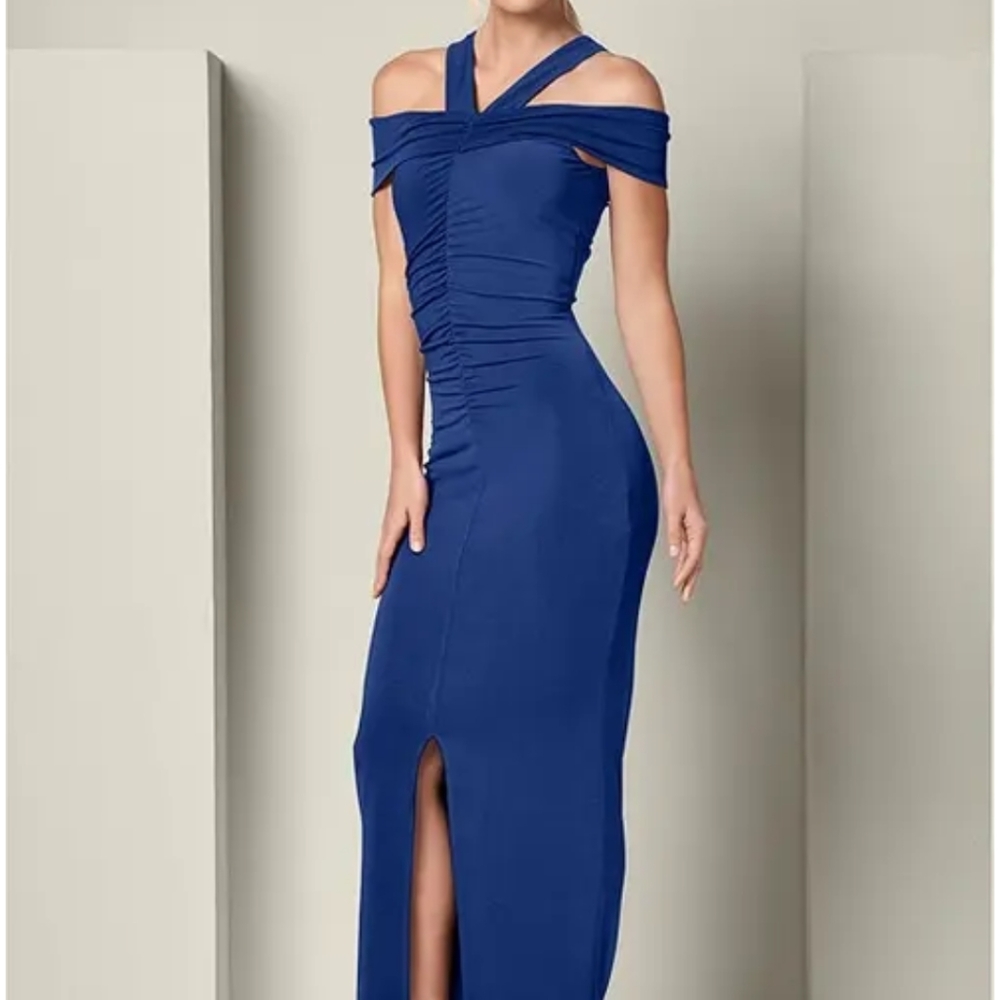 Long Dress - Picture 1 of 3